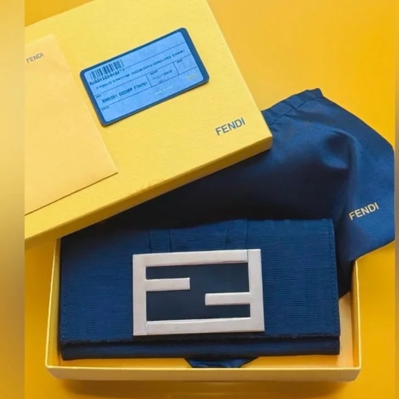 Fendi Zucca black Canvas Bifold Wallet / Full Inclusion - Picture 14 of 14